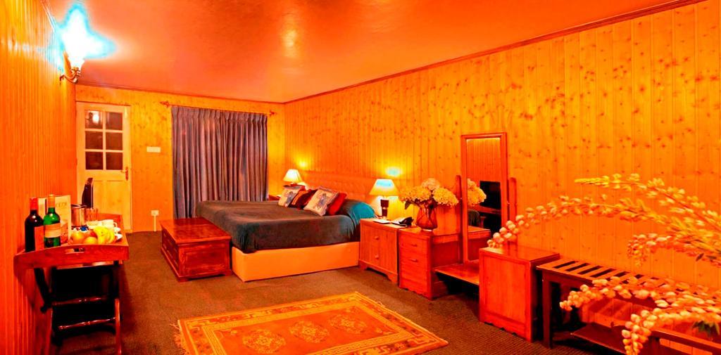 Nedous Hotel Гулмарг Стая снимка